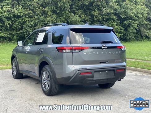 Used 2024 Nissan Pathfinder SV image 5