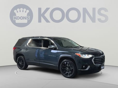 Used 2021 Chevrolet Traverse LT AWD/4WD image 2