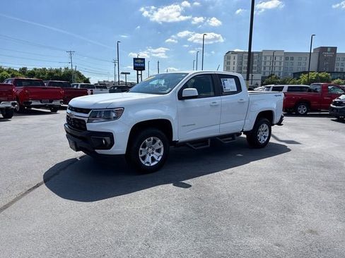Used 2022 Chevrolet Colorado LT w/ LT Convenience Package AWD/4WD image 7