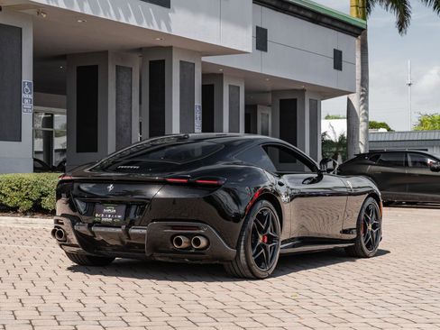 Used 2023 Ferrari Roma image 18
