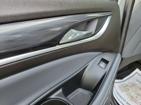 Used 2023 Buick Enclave Essence w/ Experience Buick Package image 13