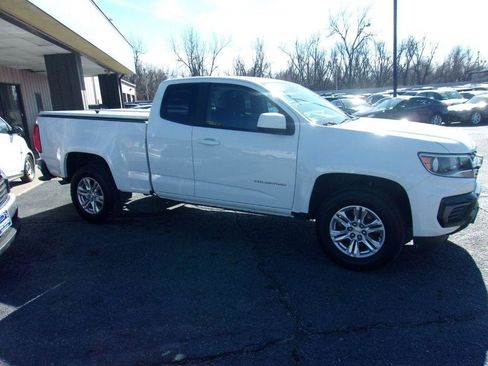 Used 2021 Chevrolet Colorado LT w/ Fleet Safety Package RWD image 4