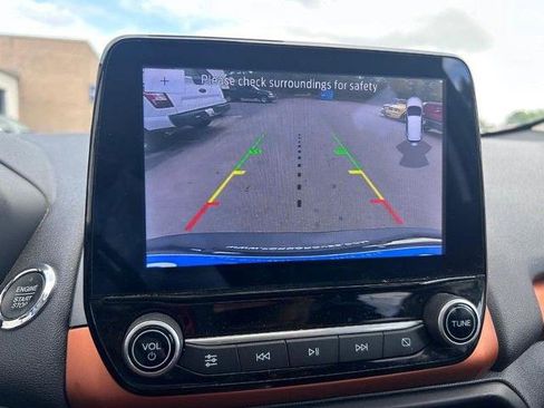 Certified 2021 Ford EcoSport SE w/ SE Appearance Package image 22