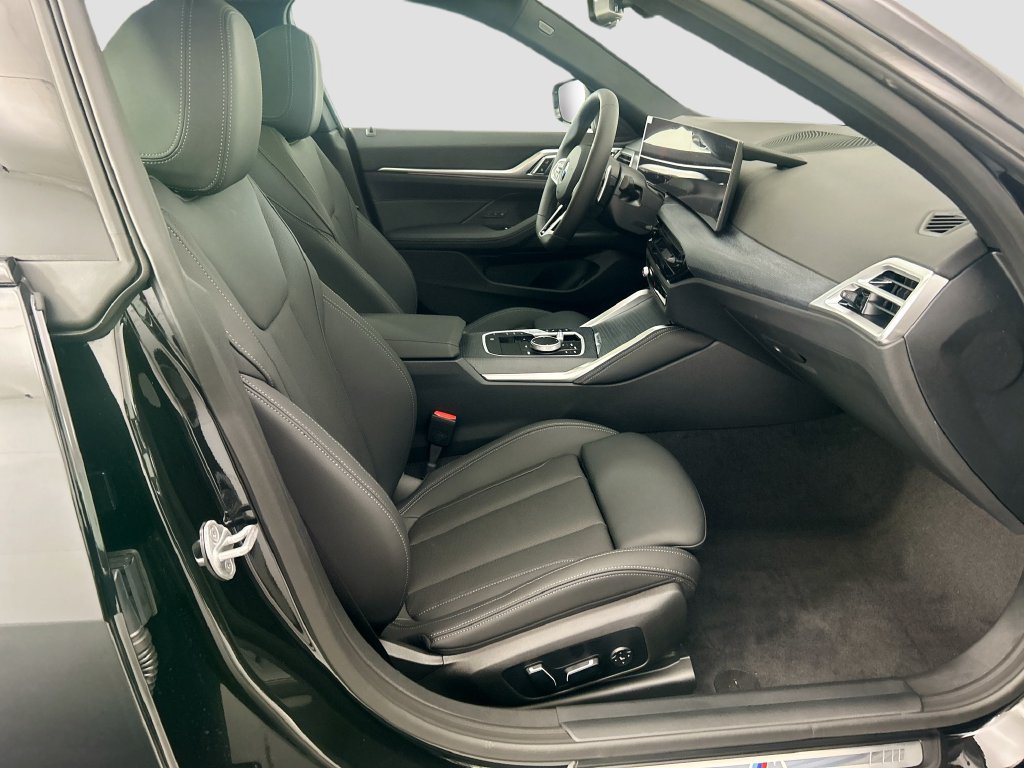 New 2026 BMW 430i w/ M Sport Package RWD image 19