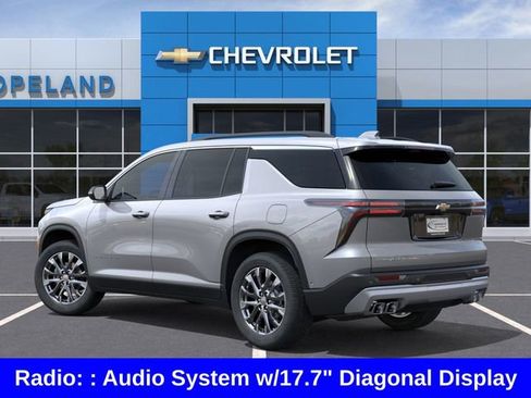 New 2026 Chevrolet Traverse LT w/ Sun and Wheel Package image 4