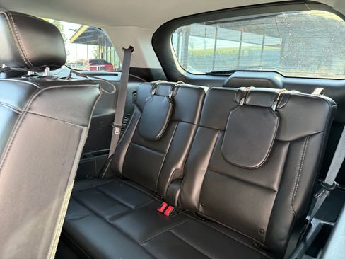 Used 2023 Ford Explorer XLT w/ Equipment Group 202A image 17