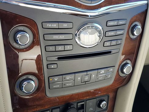 Used 2015 INFINITI QX80 4WD image 32