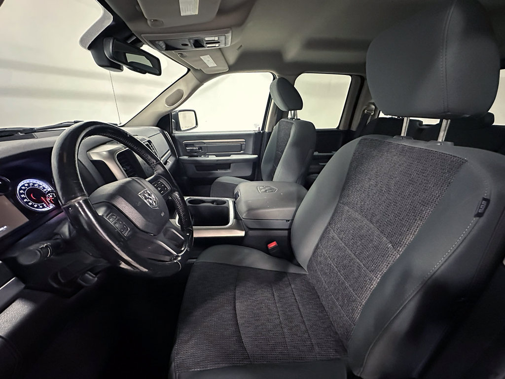 Used 2020 RAM 1500 Warlock w/ Luxury Group AWD/4WD image 3