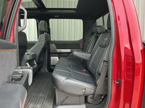 Used 2024 Ford F350 Platinum image 23