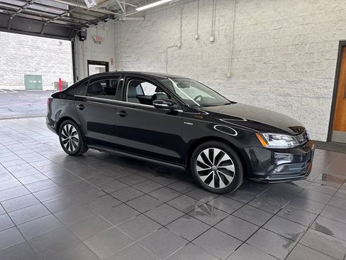 Used 2016 Volkswagen Jetta SEL Premium FWD image 16