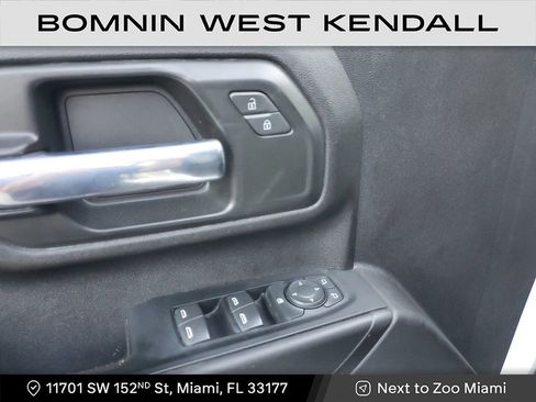 Used 2023 Chevrolet Silverado 2500 Custom w/ Custom Value Package image 21