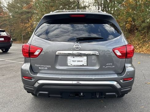 Used 2018 Nissan Pathfinder Platinum image 8