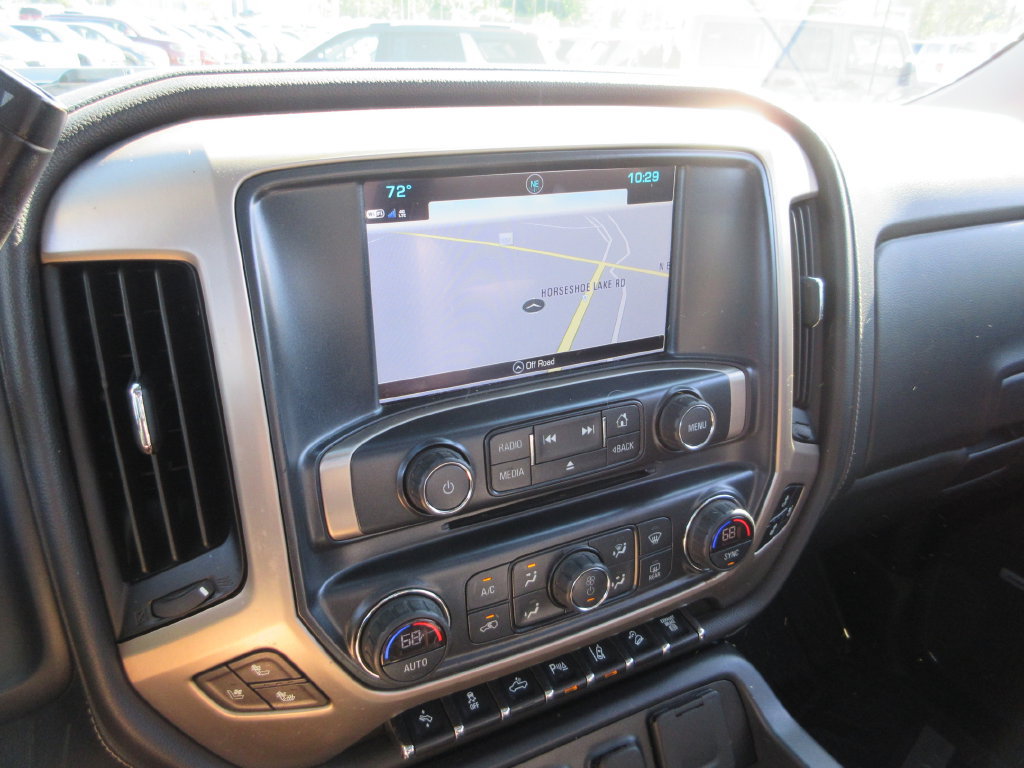 Used 2019 GMC Sierra 2500 Denali w/ Duramax Plus Package AWD/4WD image 32