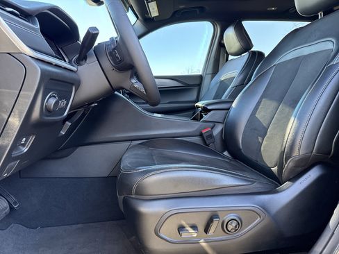 Used 2023 Jeep Grand Cherokee L Laredo image 15