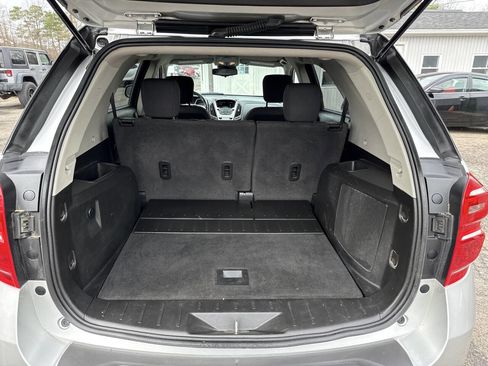 Used 2017 Chevrolet Equinox LT image 14