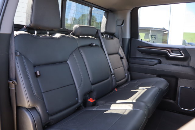 Used 2024 GMC Sierra 1500 SLT w/ SLT Premium Plus Package AWD/4WD image 40