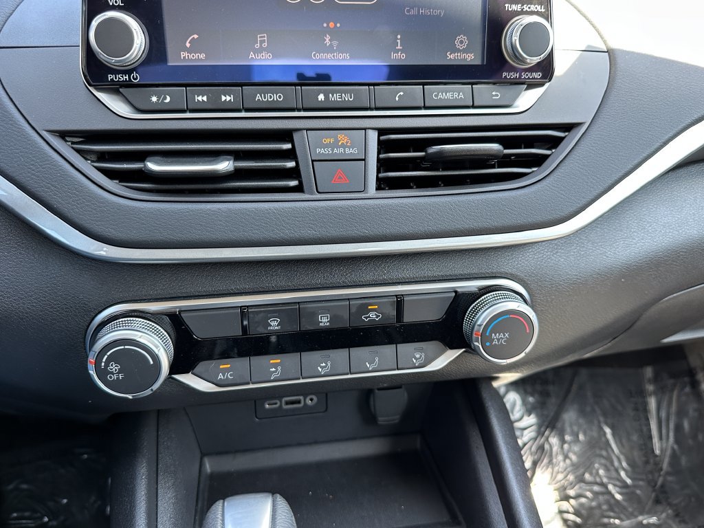 Used 2025 Nissan Altima 2.5 S FWD image 25