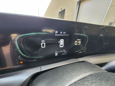 Used 2023 Kia Telluride S FWD image 41