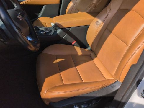 Used 2019 Cadillac XT4 Premium Luxury image 16