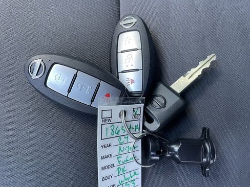 Certified 2024 Nissan Frontier SV image 19