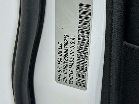 Used 2022 Jeep Grand Cherokee Limited 4xe AWD/4WD image 12