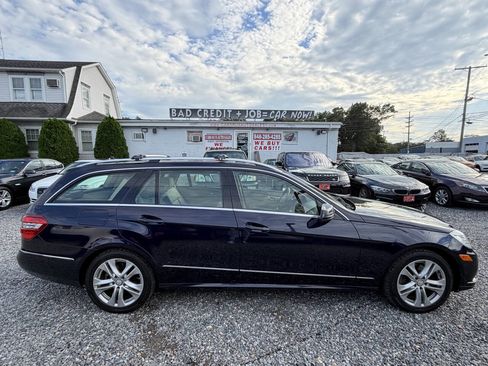 Used 2011 Mercedes-Benz E 350 4MATIC Wagon image 4