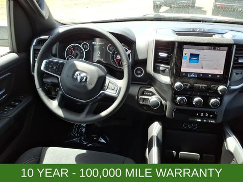 New 2026 RAM 1500 Big Horn AWD/4WD image 16