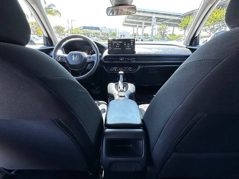 Used 2026 Honda HR-V LX image 18