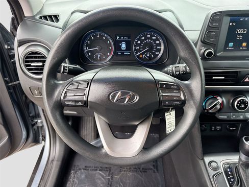 Used 2021 Hyundai Kona SE FWD image 11