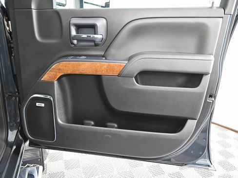 Used 2019 Chevrolet Silverado 3500 High Country w/ Duramax Plus Package image 17