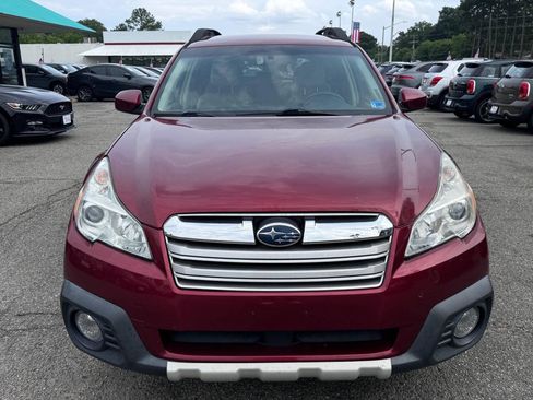 Used 2013 Subaru Outback 2.5i Limited AWD/4WD image 2