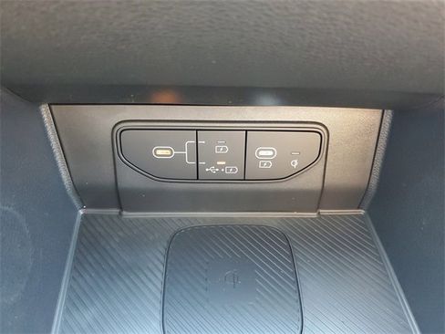 New 2026 Kia Sportage EX w/ EX Panorama Roof Package image 35