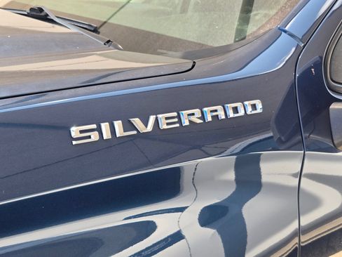 Used 2020 Chevrolet Silverado 1500 LT w/ Texas Edition RWD image 5
