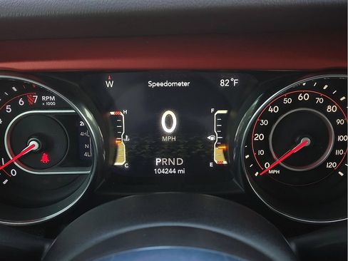 Used 2019 Jeep Wrangler Unlimited Rubicon AWD/4WD image 18