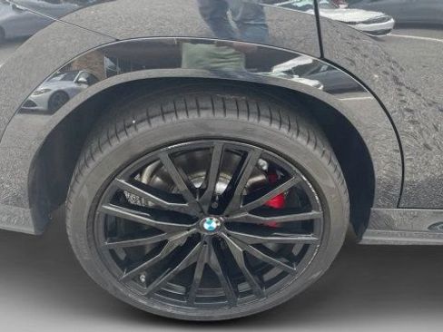 Used 2022 BMW X6 M50i w/ Executive Package AWD/4WD image 4