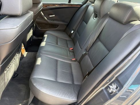 Used 2008 BMW 550i Sedan RWD image 29