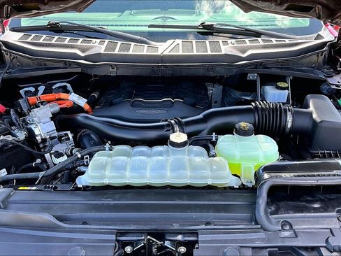 Used 2021 Ford F150 Lariat w/ Equipment Group 502A High AWD/4WD image 10