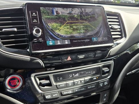 Used 2025 Honda Ridgeline Black Edition image 20