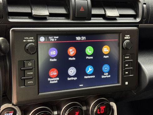 Used 2025 Toyota GR86 Premium w/ Performance Package RWD image 30