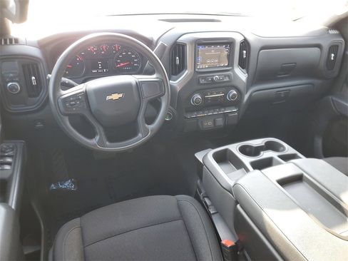Used 2024 Chevrolet Silverado 1500 Custom image 14