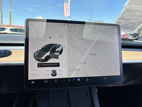 Used 2021 Tesla Model Y Long Range AWD/4WD image 21