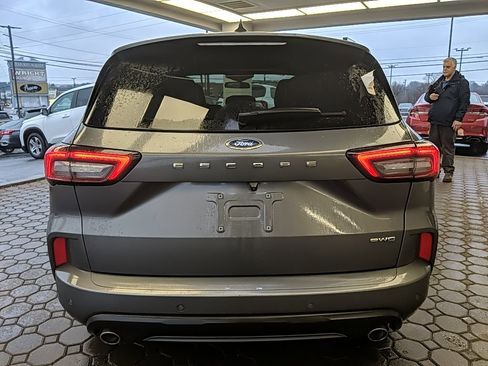 Used 2024 Ford Escape ST-Line w/ Tech Pack #1 image 6