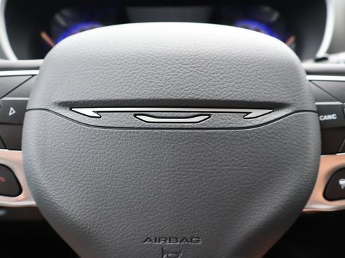 New 2027 Chrysler Pacifica LX FWD image 25