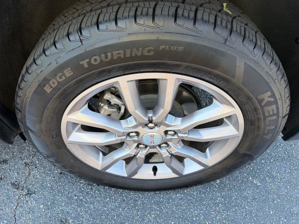 Used 2023 GMC Terrain SLT AWD/4WD image 29
