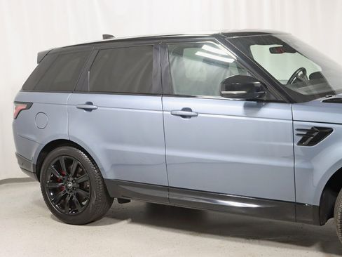 Used 2020 Land Rover Range Rover Sport HSE AWD/4WD image 3