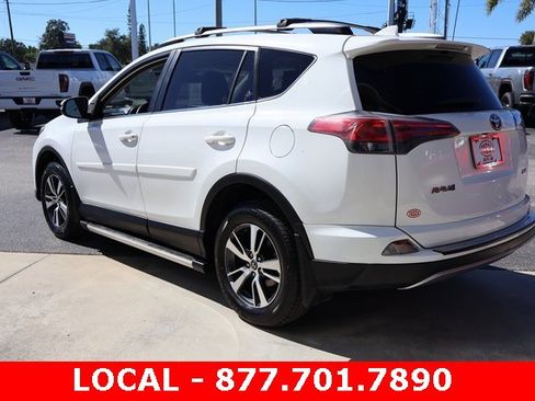 Used 2018 Toyota RAV4 XLE image 5