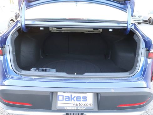 New 2025 Kia K4 LXS image 17