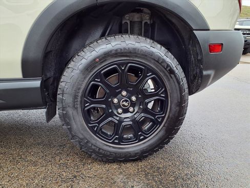 Certified 2025 Ford Bronco Sport Badlands image 7