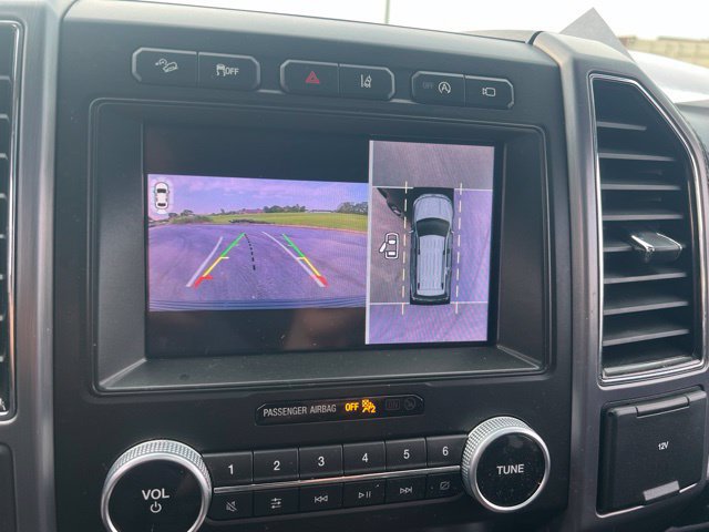 Used 2021 Ford Expedition Platinum AWD/4WD image 24
