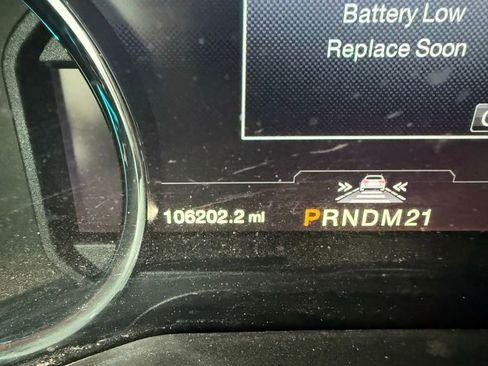 Used 2015 Ford F150 Platinum w/ Equipment Group 701A Luxury image 10